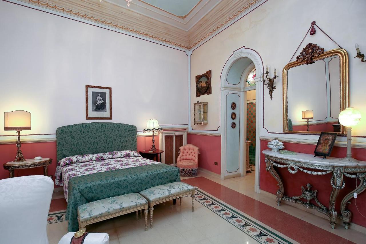 Flora House 2* Salerno